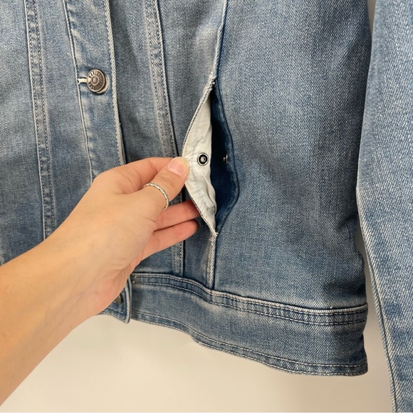 Harley Davidson Women’s Jean Jacket Blue Denim Winged Logo Patch M - Picture 4 of 9